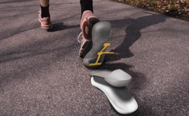 智能鞋罩监测糖尿病患者的脚健康
