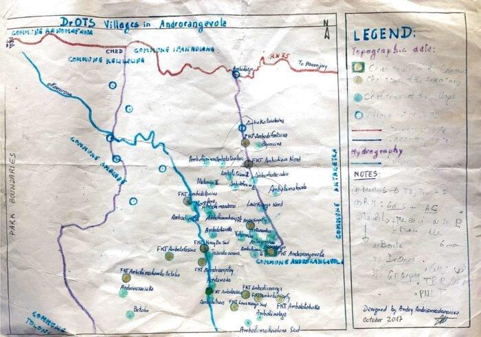 马达加斯加安卓兰加沃拉偏远村庄的手绘地图。